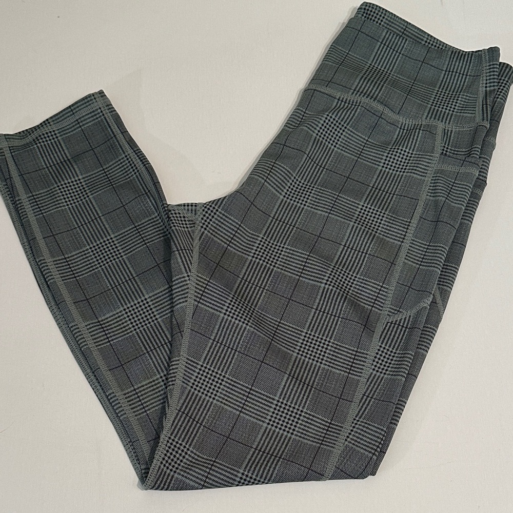 VITAL LIFE Black Green Gingham Leggings
